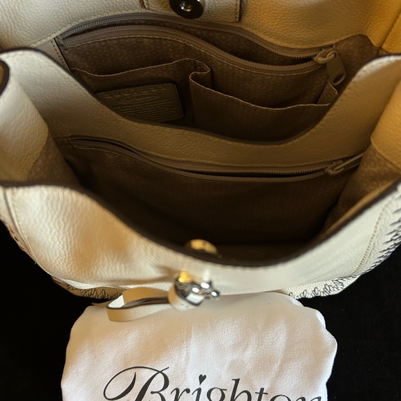 Brighton Interlok Bucket bag - Picture 4 of 5
